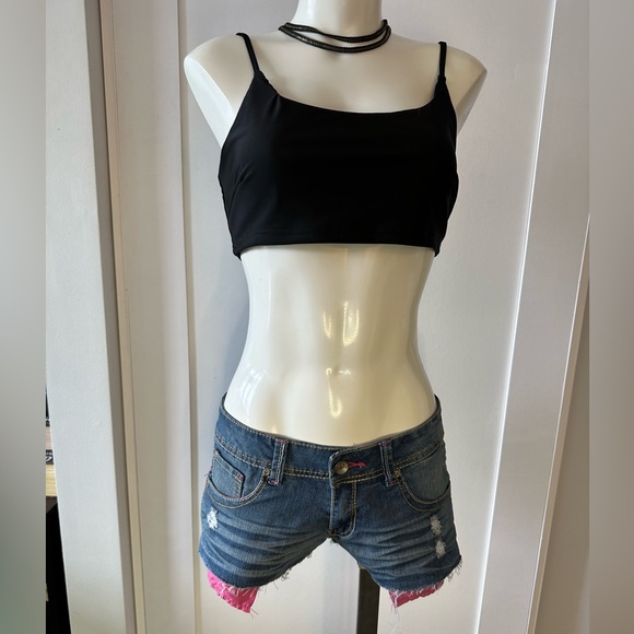 Dollhouse Jean Shorts very Low Waist - Picture 7 of 7